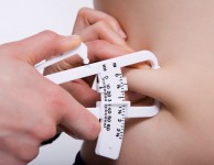 V lidském těle je možné najít různé druhy tuku. Základní rozdělení tukové tkáně je na hnědou a bílou.
